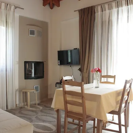 Evinos Garden Apartment Trikorfon Exterior photo