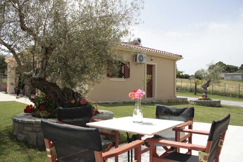 Evinos Garden Apartment *