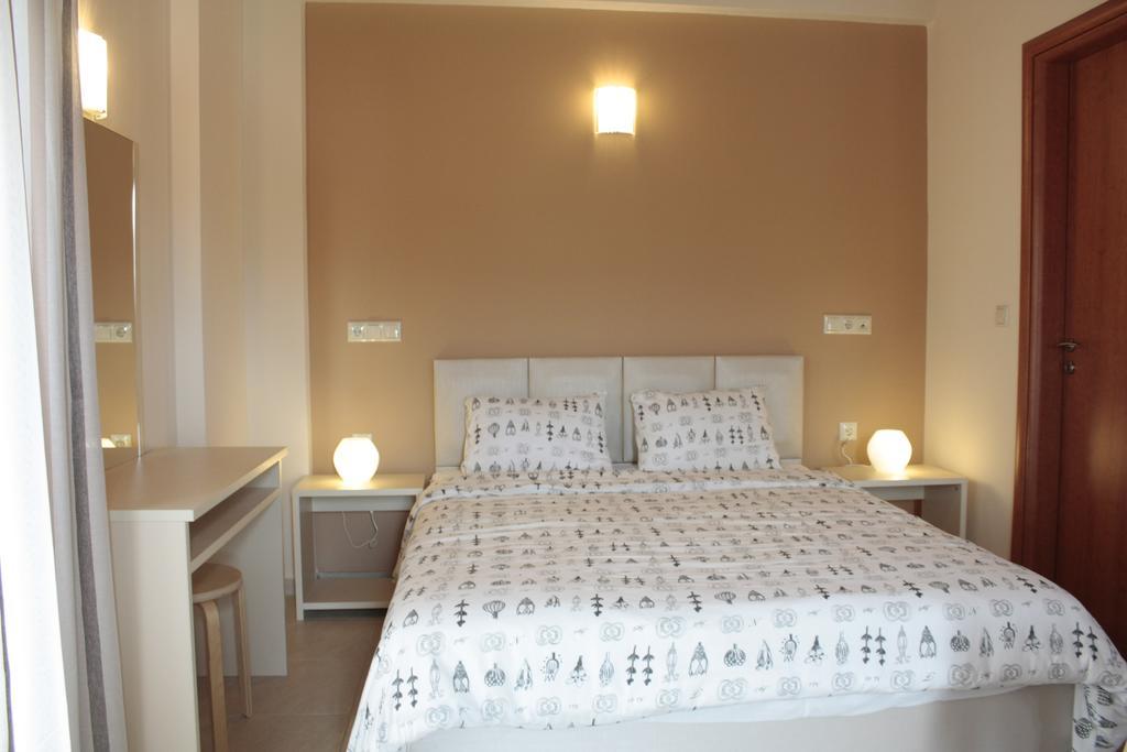 Evinos Garden Apartment Trikorfon