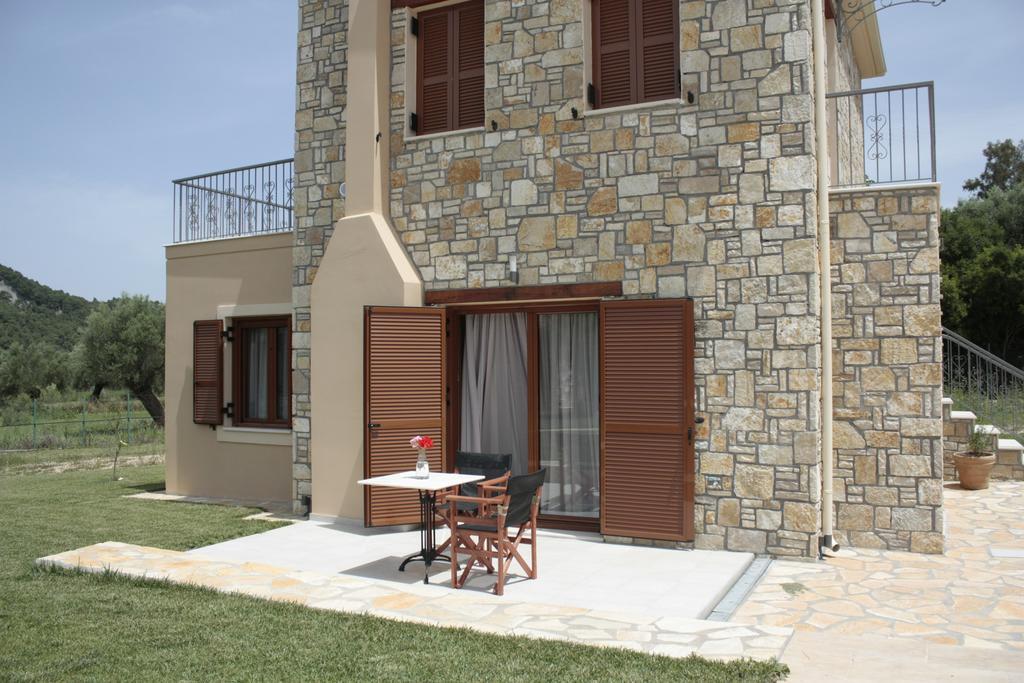 Evinos Garden Apartment