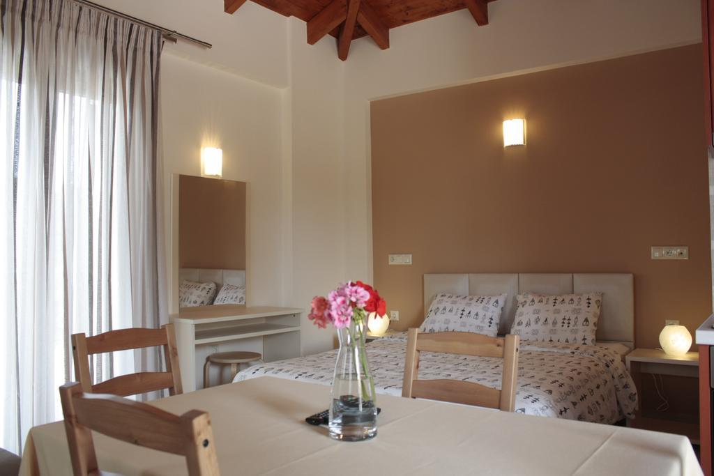Evinos Garden Apartment *